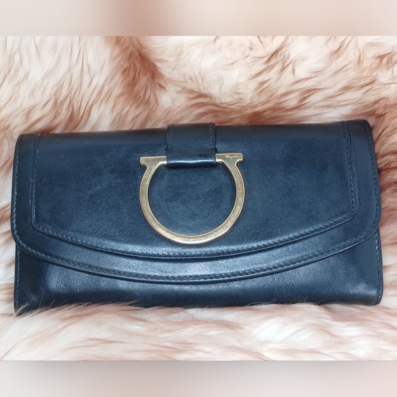 Salvatore Ferragamo long wallet - Picture 1 of 10